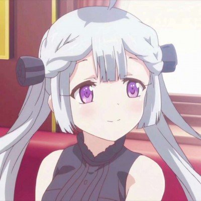 王伟亲姐姐泪洒弟弟坟前